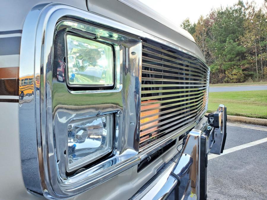 Детали экстерьера Chevrolet G20 Conversion Van  (CG21305) 1988 года  (фото 135 из 257)